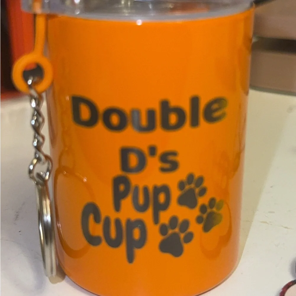 3 oz Pup Cup’s with keychain attached. Assorted colors available. Personalize